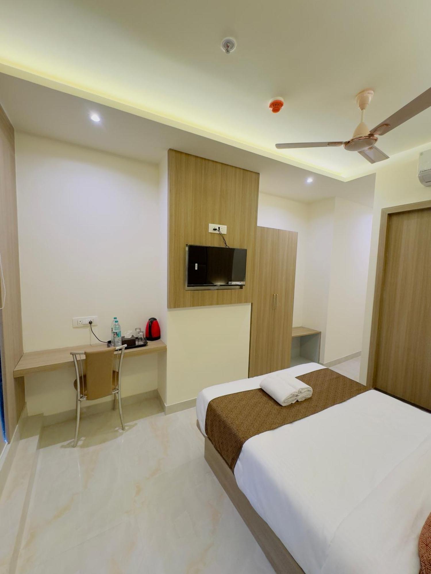 Hotel Bellamont مومباي المظهر الخارجي الصورة
