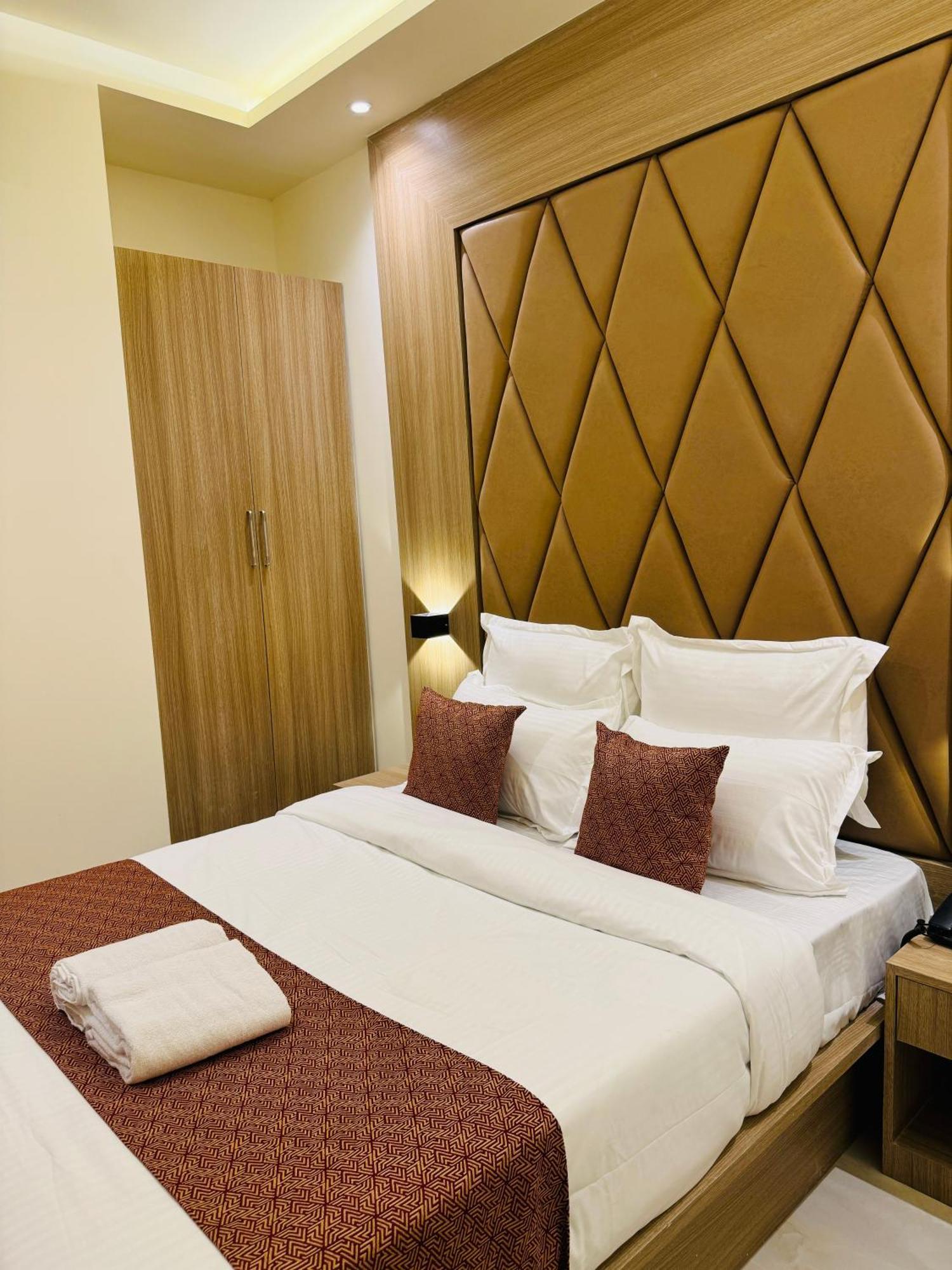 Hotel Bellamont مومباي المظهر الخارجي الصورة