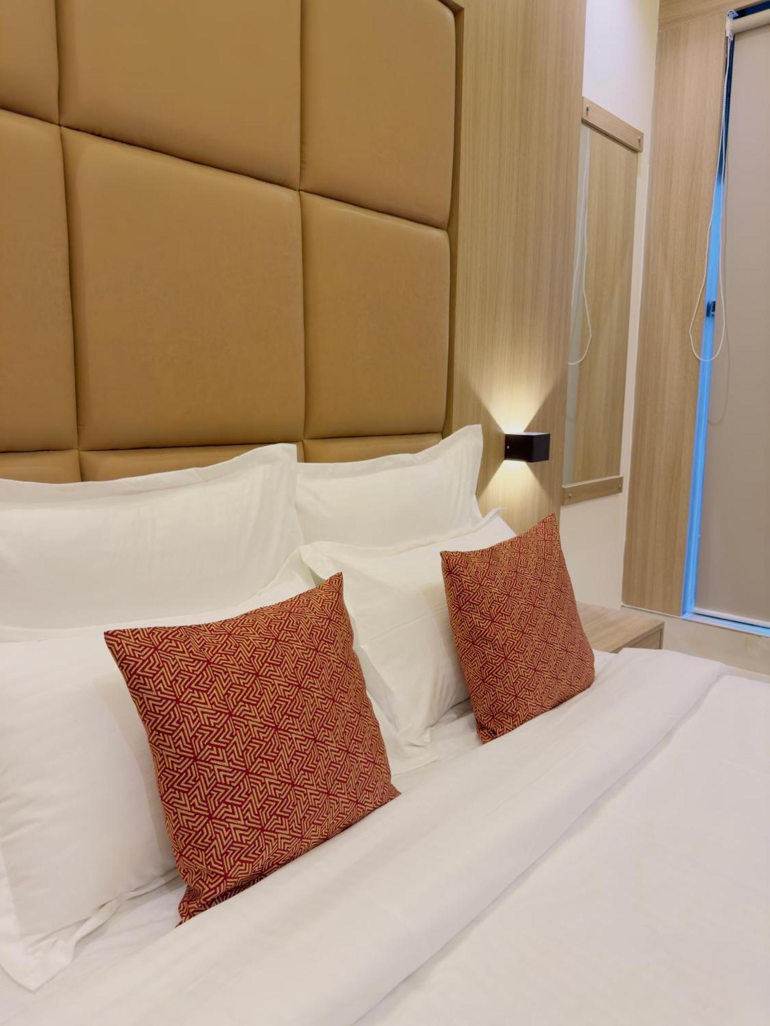 Hotel Bellamont مومباي المظهر الخارجي الصورة