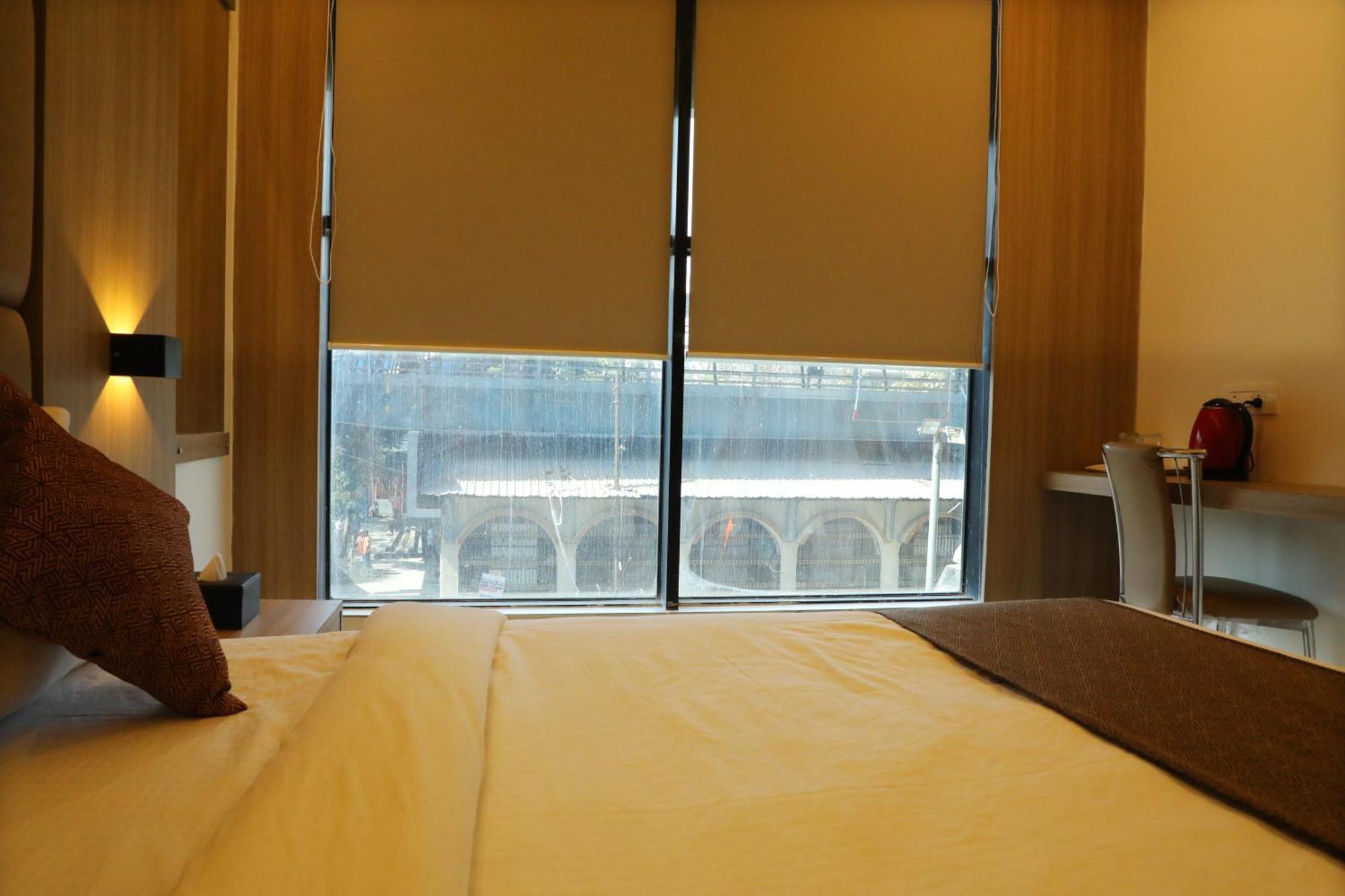Hotel Bellamont مومباي المظهر الخارجي الصورة